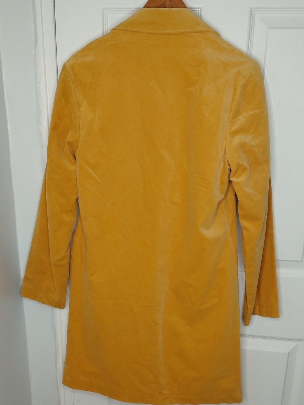 House of Harlow 1960 Mustard Velvet Long Trench Coat - Picture 6 of 9